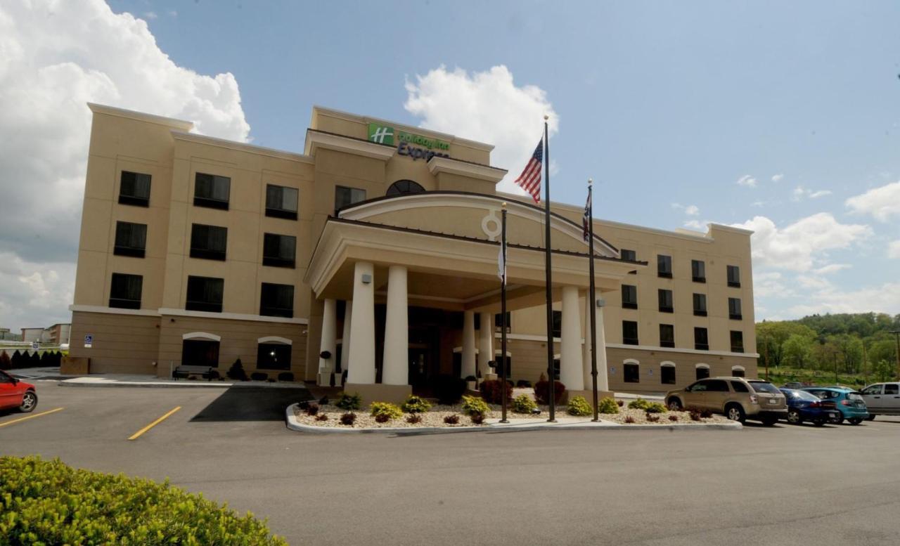 Holiday Inn Express Somerset By Ihg Zewnętrze zdjęcie
